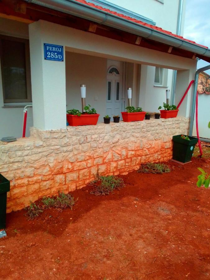 Apartman Josipa Peroj Exterior photo